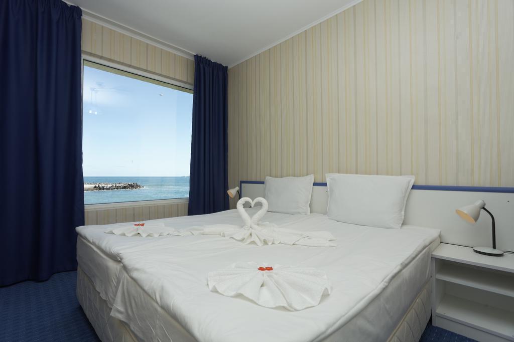 Hotel Marina Kiten (Burgas) Quarto foto